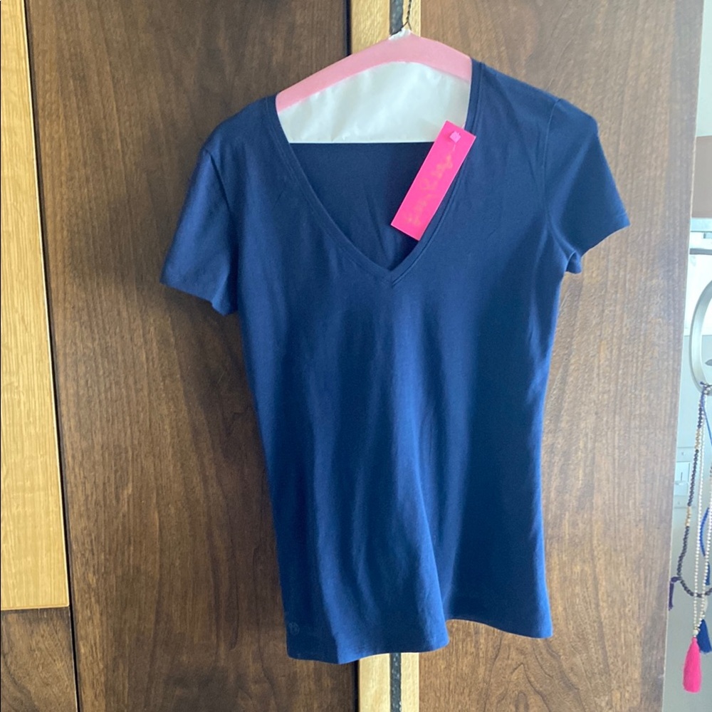 Lilly Pulitzer navy v-neck